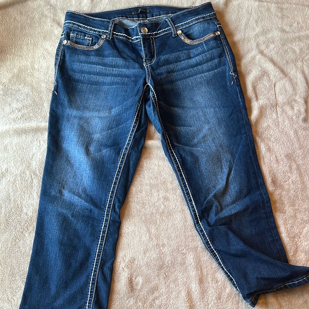 Maurices womens 9/10 denim capris - Picture 1 of 4